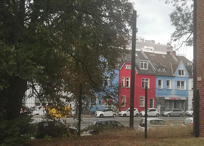 Adam'S Hostel - Self Check-In & Only Private Rooms